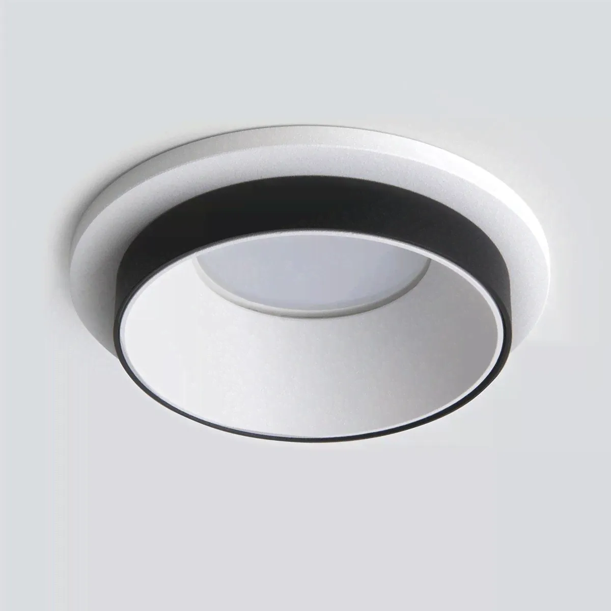 Встраиваемый светильник Elektrostandard 113 MR16 белый/черный a053342-3